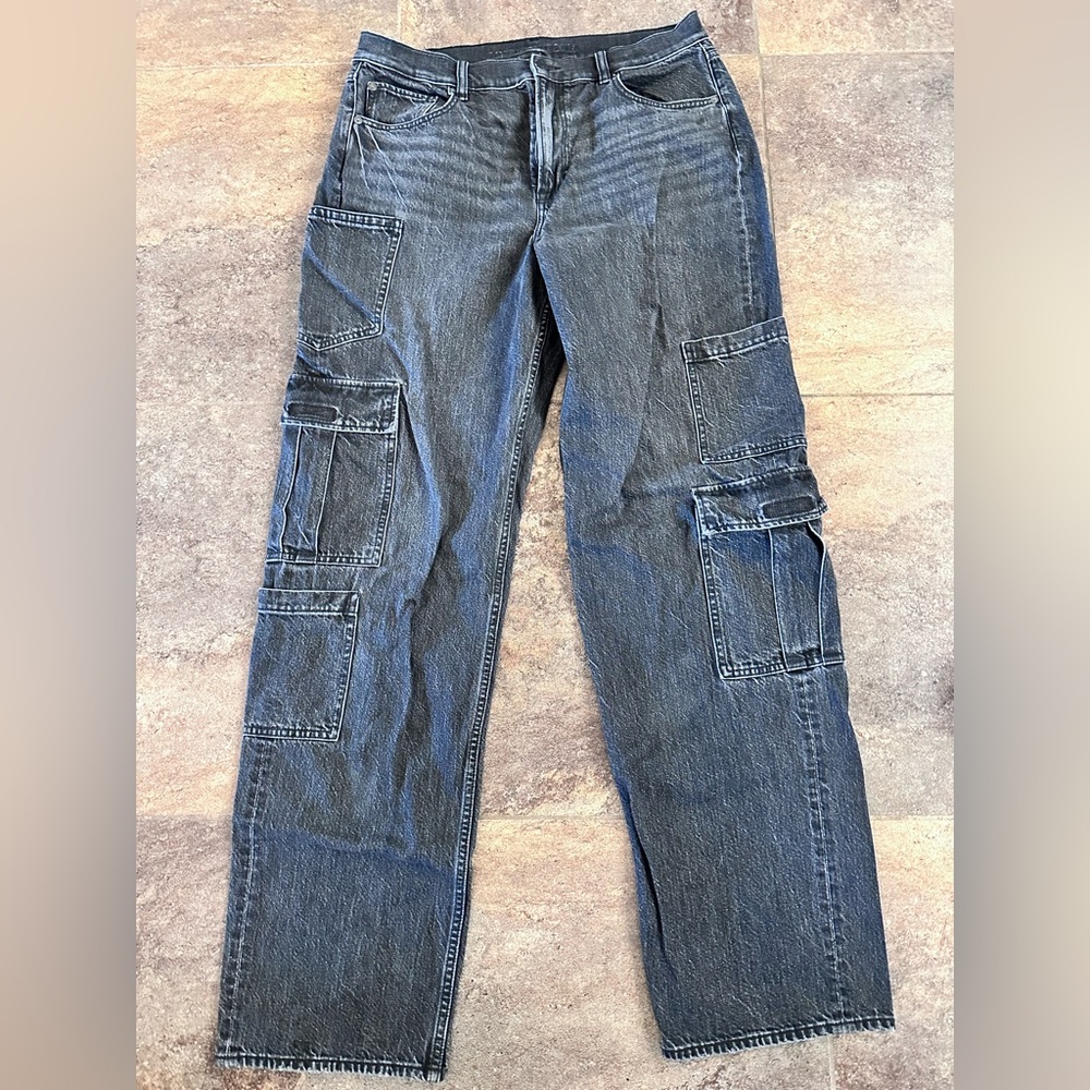 American Eagle Outfitters Cargo Baggy Jeans